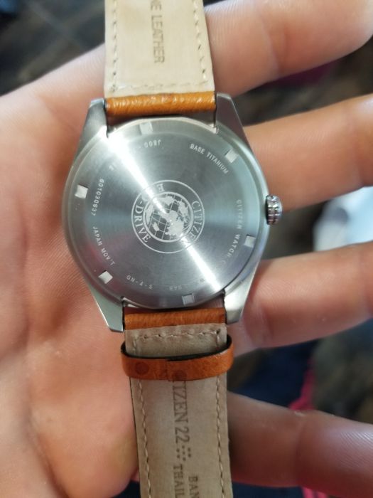 Citizen Eco Drive ръчен часовник
Citizen Eco-Drive.