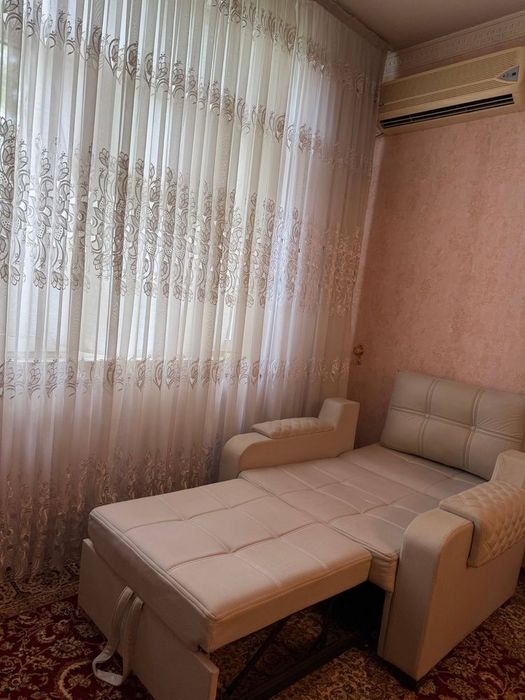 Arenda Yunusobod 19 ful komplekt kvartira 

3/4/5

Площадь: 80 м²

Цен