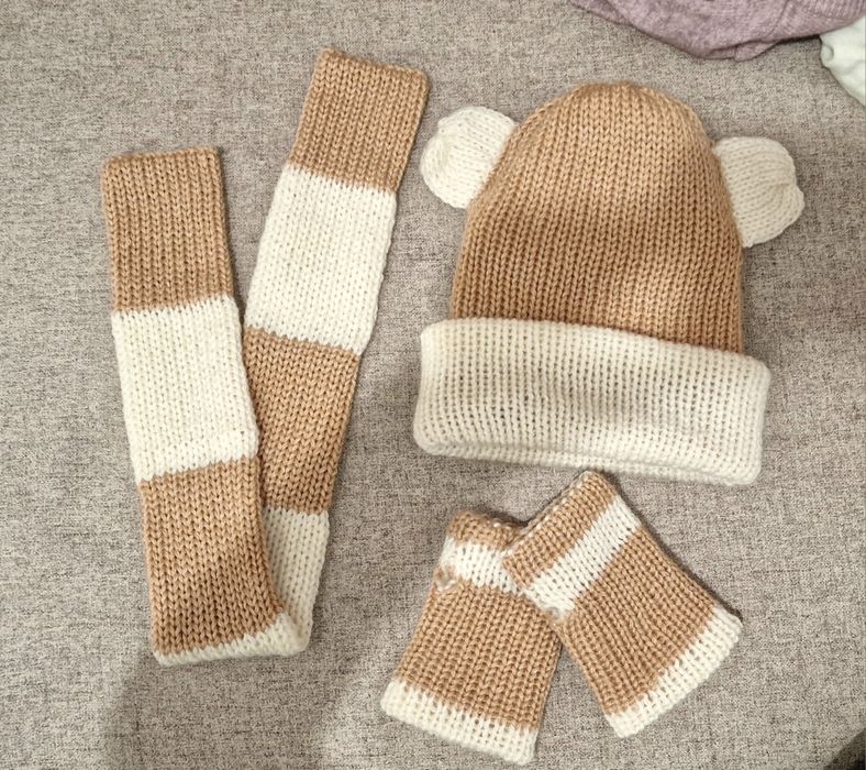 Шапка, шал и ръкавички без пръсти с Кашмир и мерино