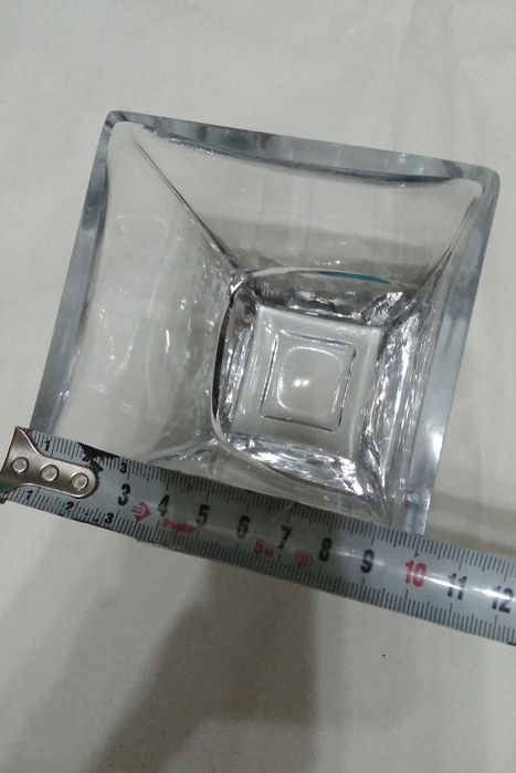 Продаю   в а з о ч к и