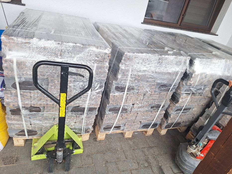 Vand brichete din fag si stejar