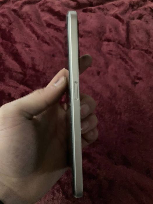 Oppo a 77s holati ideal kar dok full