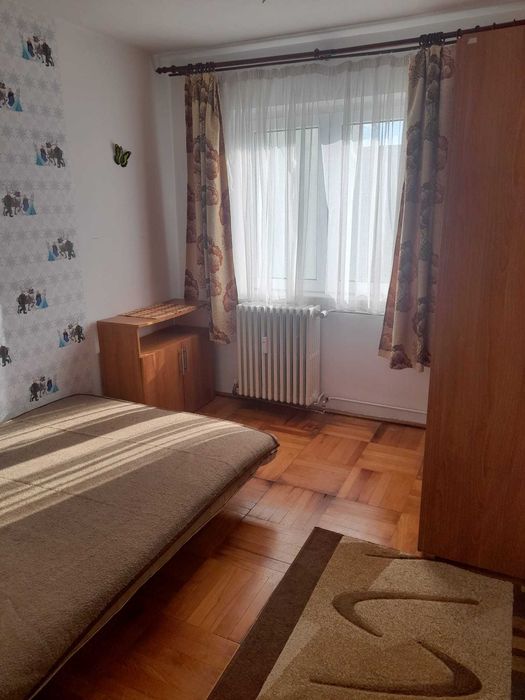 Inchiriez apartament 2 camere