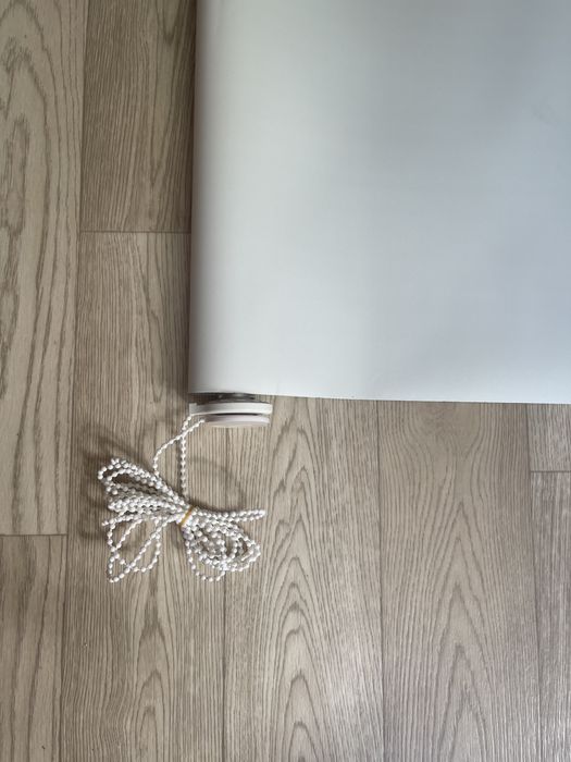 Жалюзи белые тканевые новые