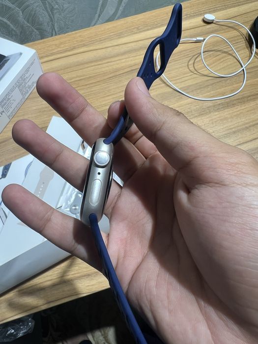 Apple watch series 8/41 99%