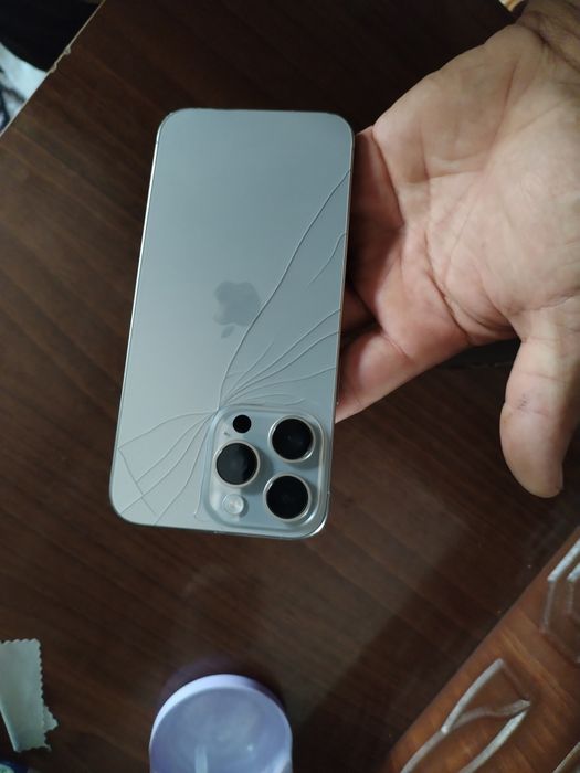Ayfon 15pro max 256gb