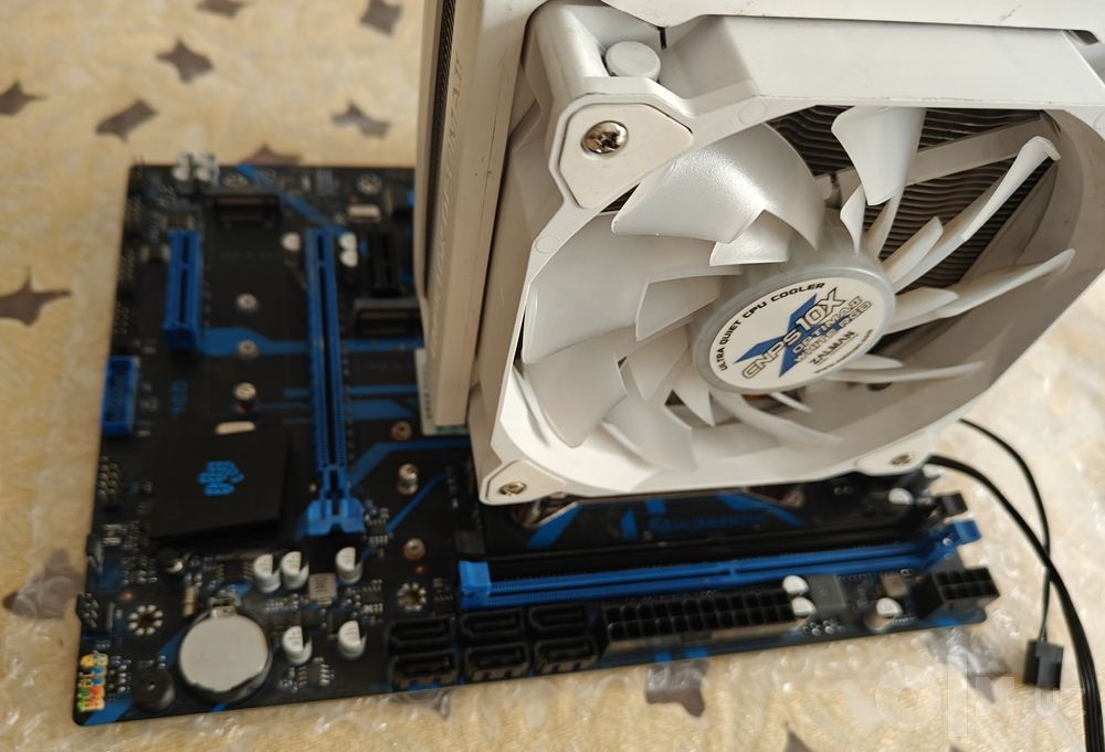 HUANANZHI X99-QD4 + 2680v4 + cooler cpu