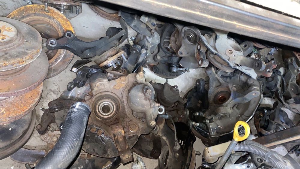 Ступица/цапфа на Lexus ES300