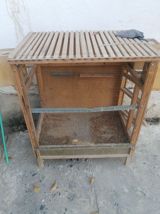 Kletka dlya papugaya