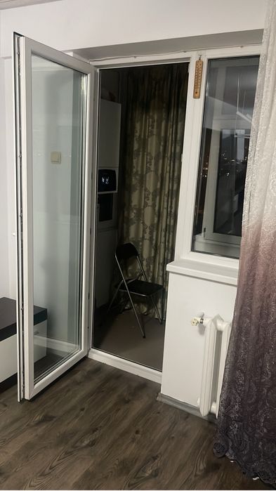 Închiriez apartament 3 camere decomandat – Tomis Nord | 80 mp | Centrală proprie | Disponibil imediat