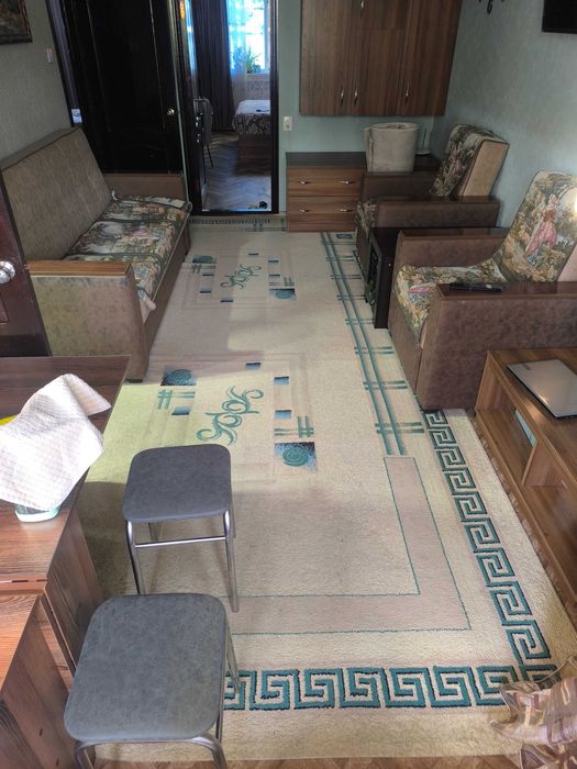 Продам ковёр в хорошем состоянии