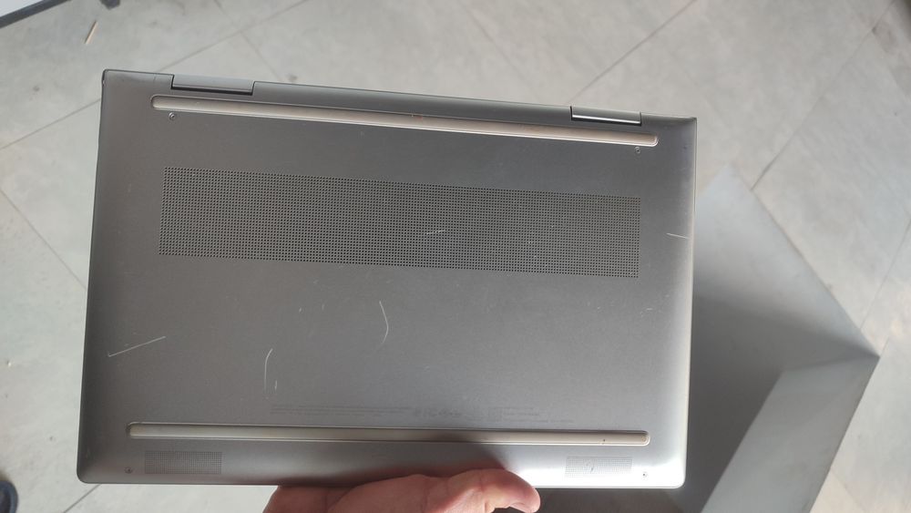 HP envy x360 512GB