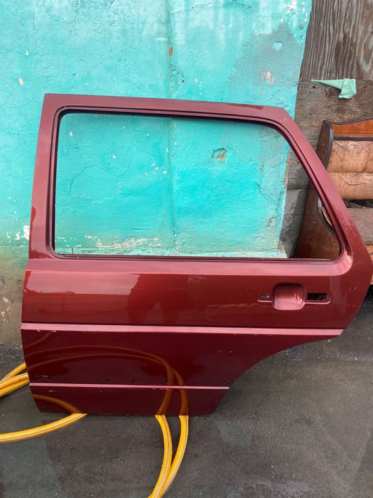 Продам Дверь Golf 2