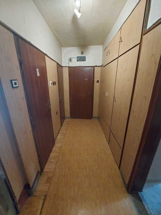 Продава се Четиристаен апартамент в Търговище, Център - 97 кв.м за 841 €/кв.м - Снимка #10