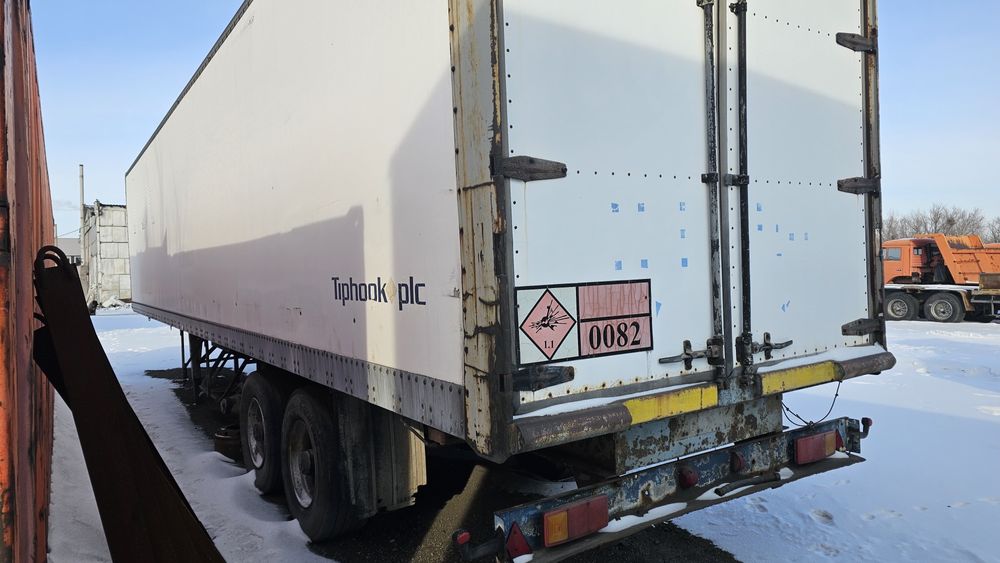 Продам прицеп будка.