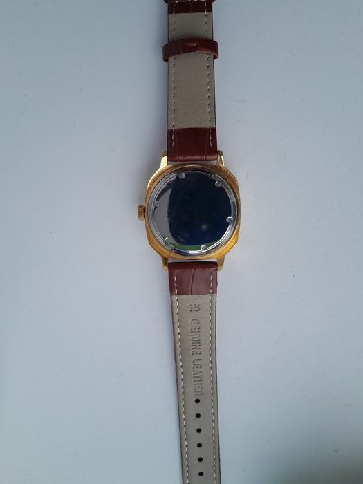 Продам часы СССР