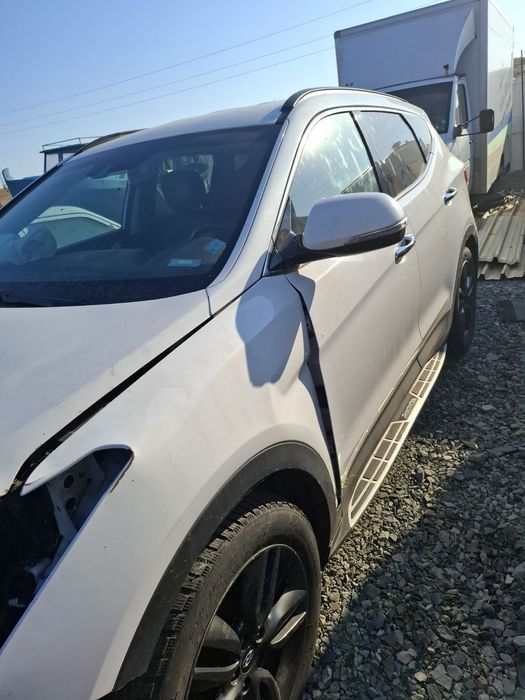 Hyundai Santa Fe 2.2 CRDI 200 к.с 2016 година  автоматик