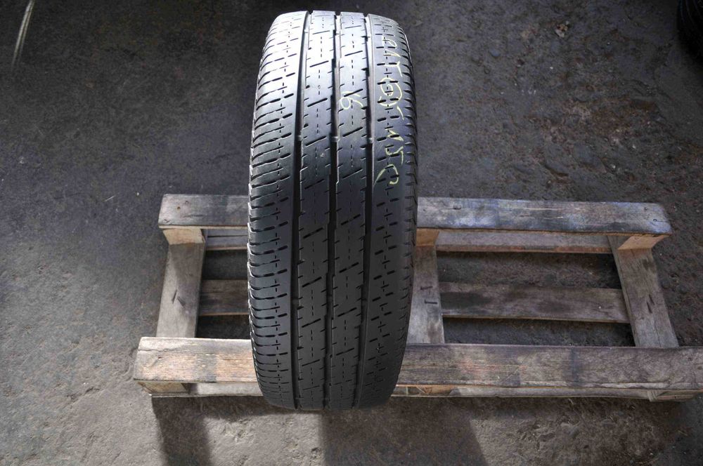 Anvelopa Vara 215/65 R15C CONTINENTAL Vanco 2 104/102T