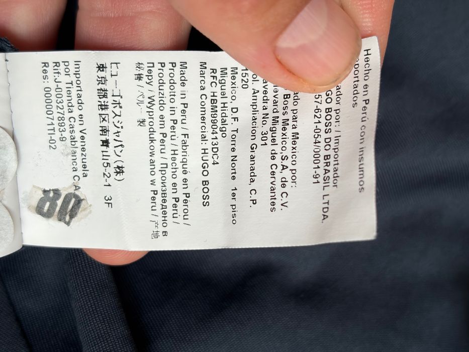 Vând tricou Hugo Boss