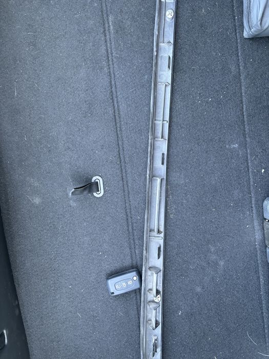 Лайсна предно стъкло Ситроен Ц5