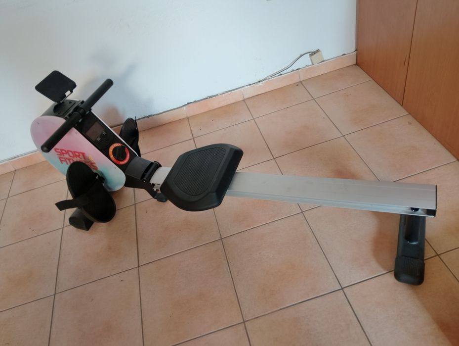 Гребной тренажёр