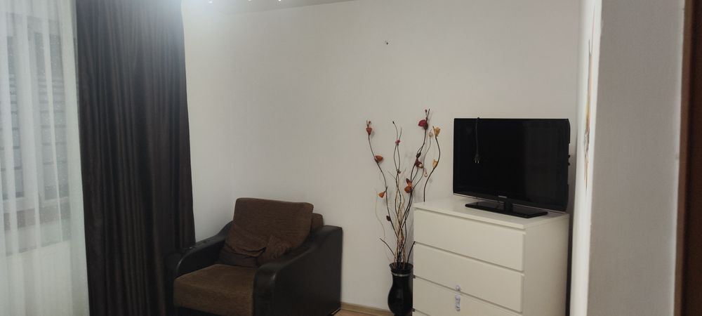 Apartament de închiriat