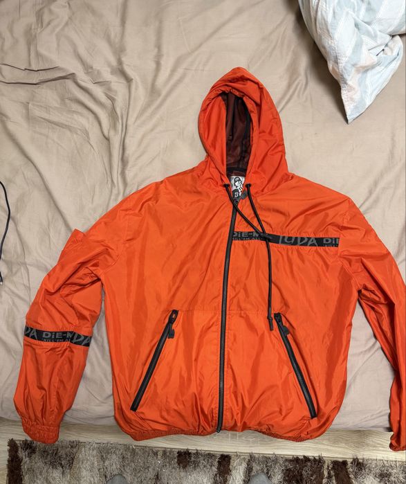 Luda   ветровка L