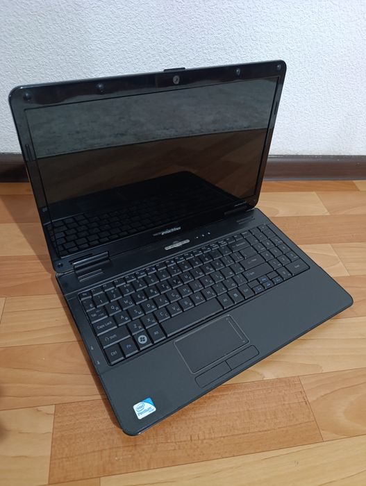 Ноутбук Emachines 250Gb