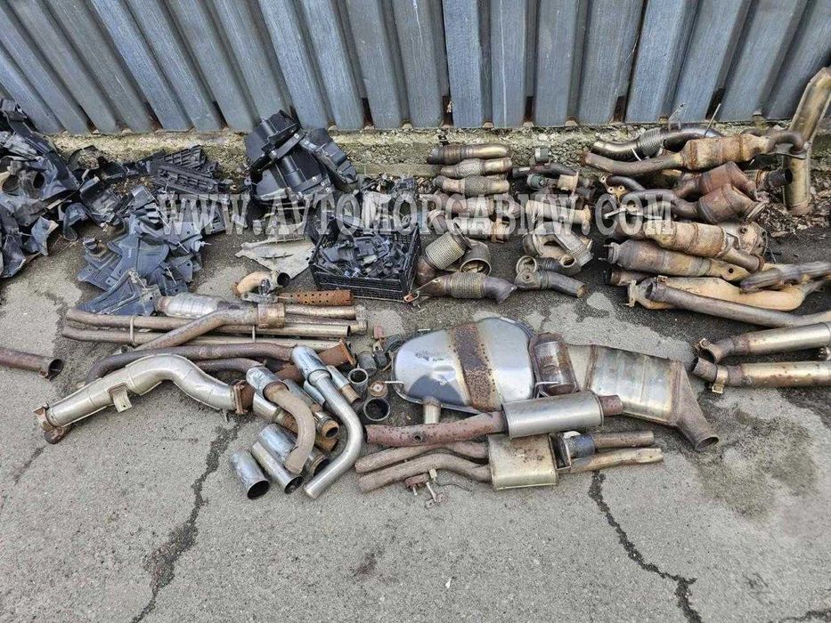 БМВ Гърне - Гърнета за БМВ седан купе комби компакт генерация е90  **