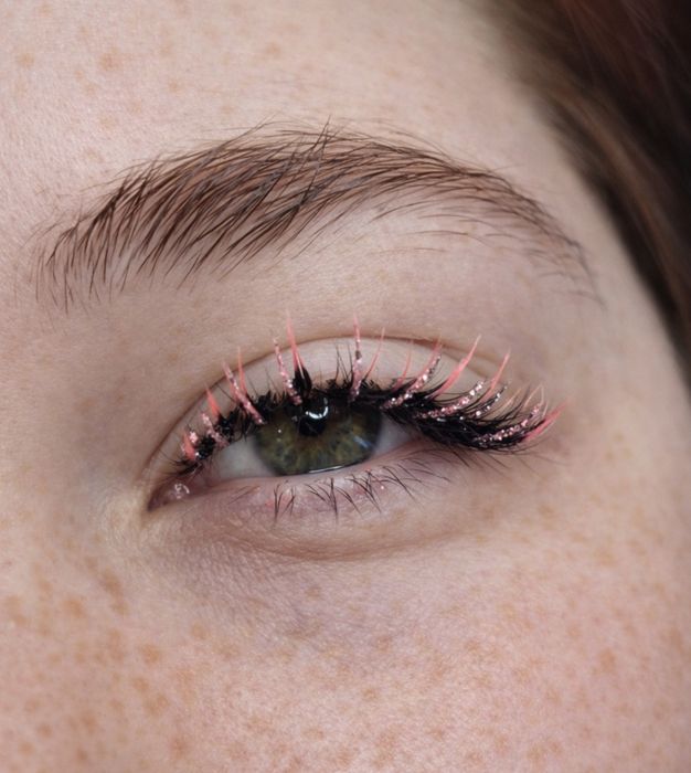 LED и обычное наращивание, ламинирование ресниц