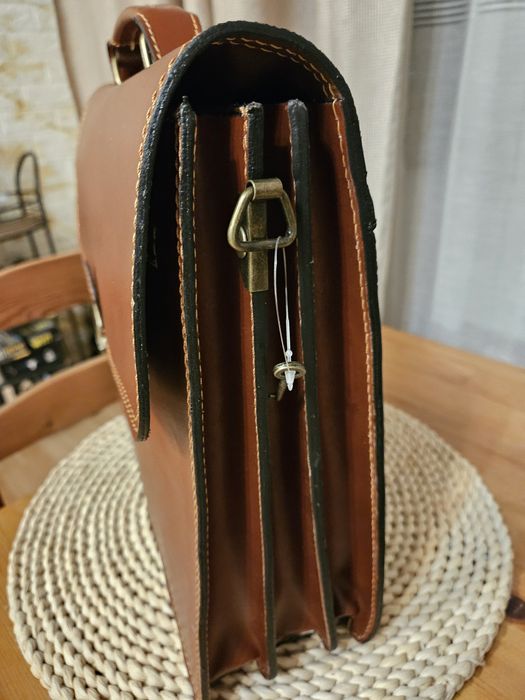 Servieta laptop / geanta piele laptop noua!