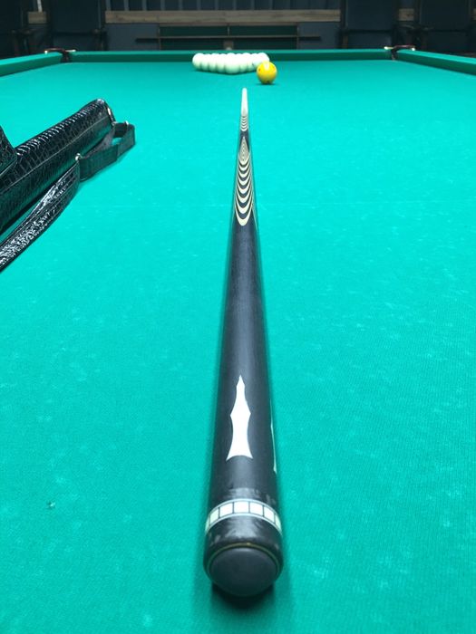 Бильярдный КИЙ  4х лучевой 5/7 х 2  Запил. Наклейка Вараксин