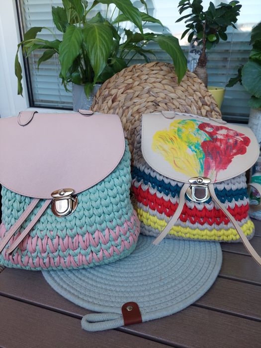 Дамска раница свежи цветове