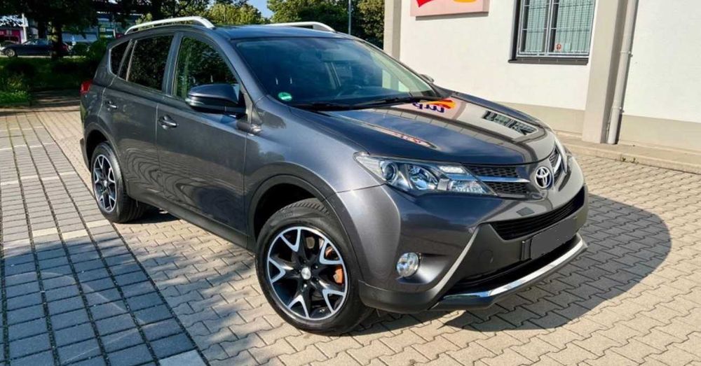 Toyota RAV4 automata 2,2 diesel