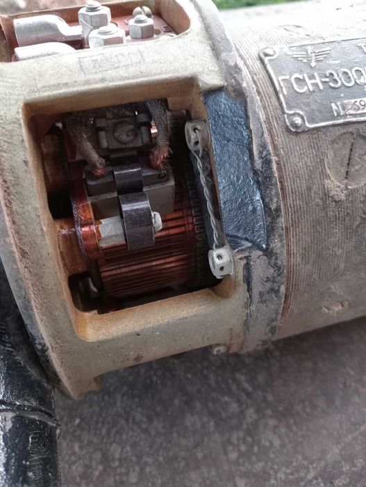 генератор авиационный