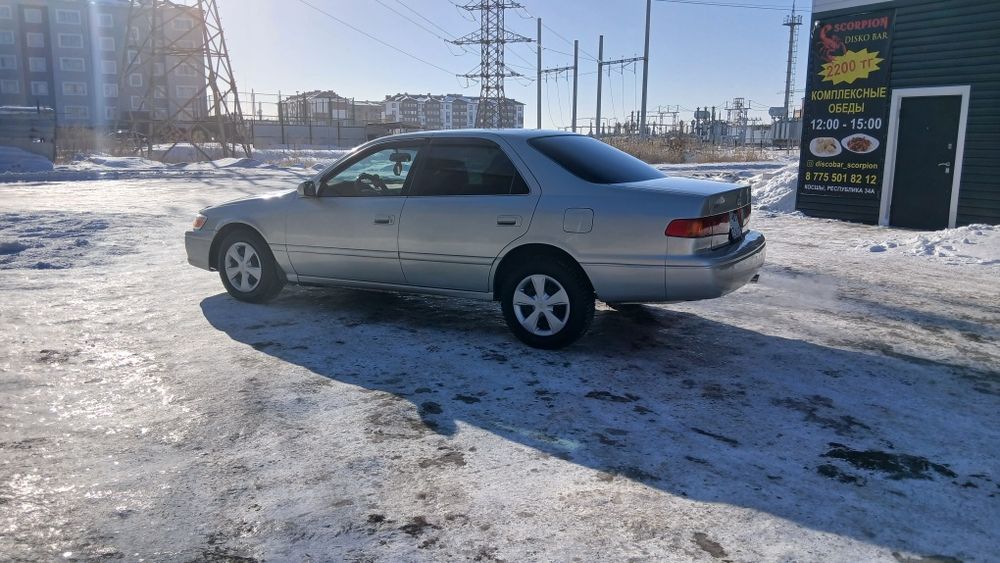 Продам камри 25 Американец