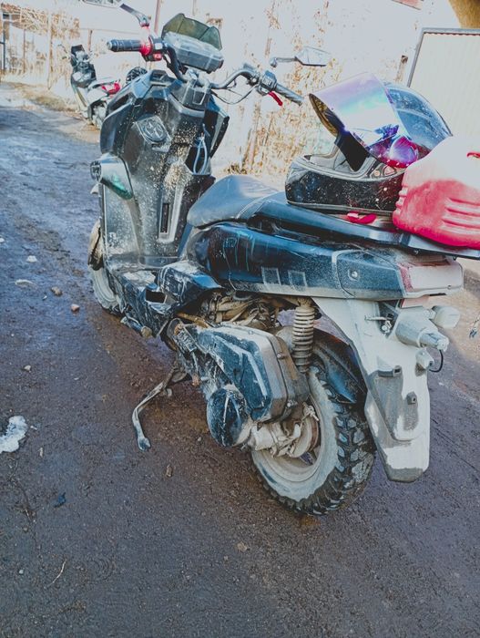 Продается мопед танк