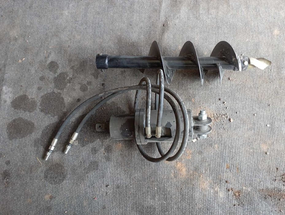 Универсальный минипогрузчик JAS