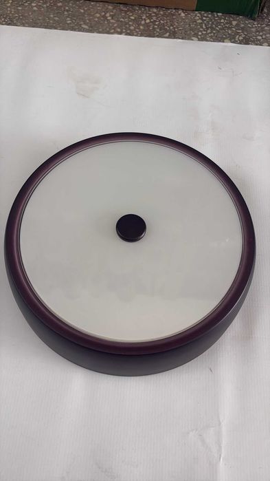 Plafoniere metal și sticlă -8 MODELE