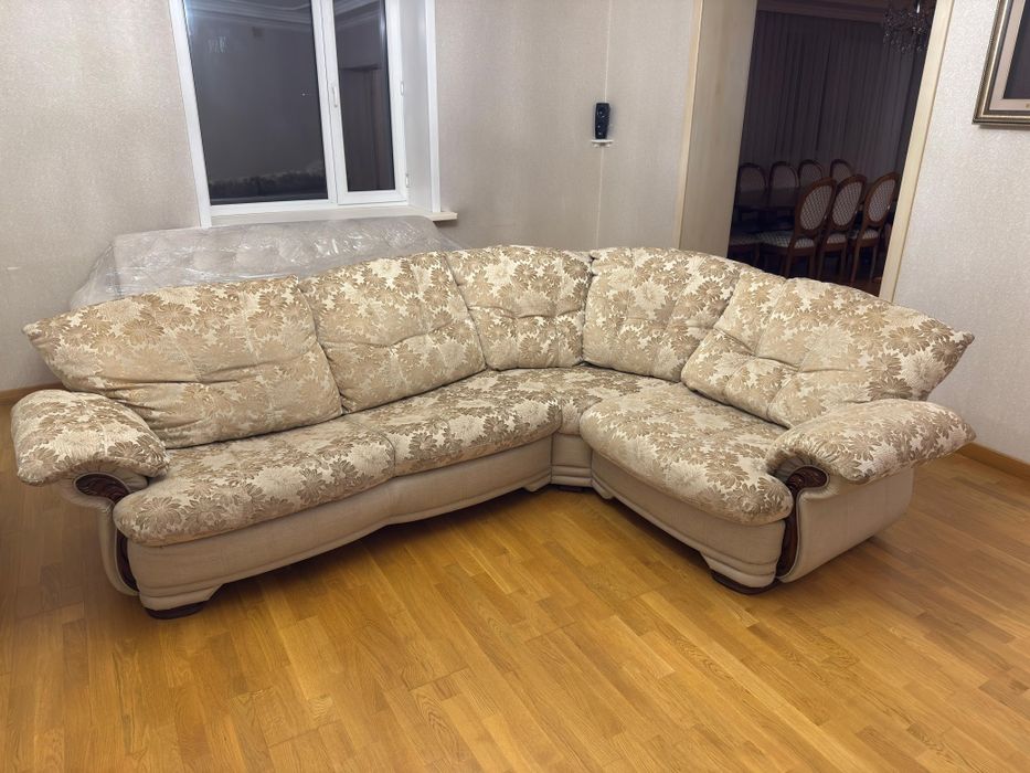 Угловой диван  с креслом