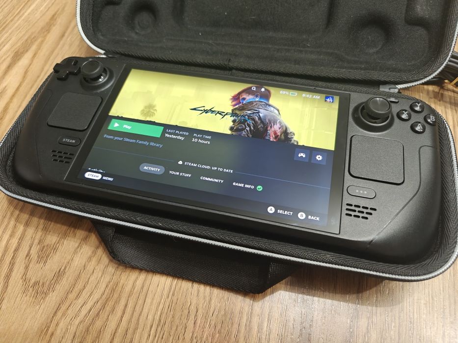 Steam deck OLED (512GB) в отличном состоянии