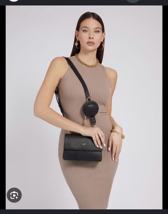 чанта GUESS Alexie Crossbody Flap Black / White