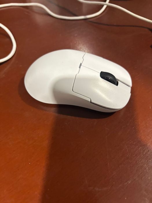 Продам мышку бесправодную