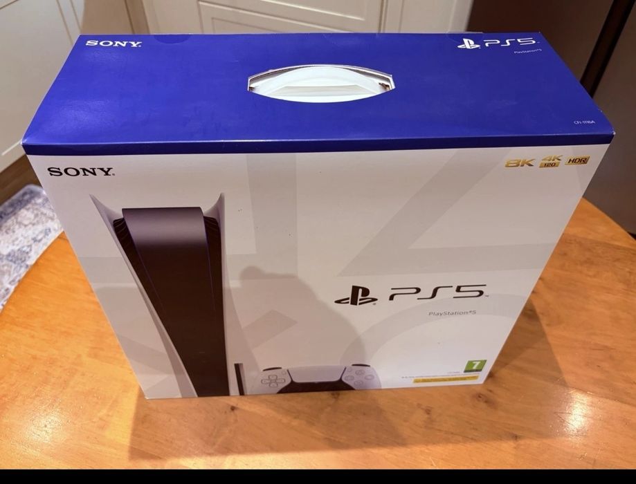 PS5 Disc, Софтуер 13.20 - като нова, с кутия и всички аксесоари