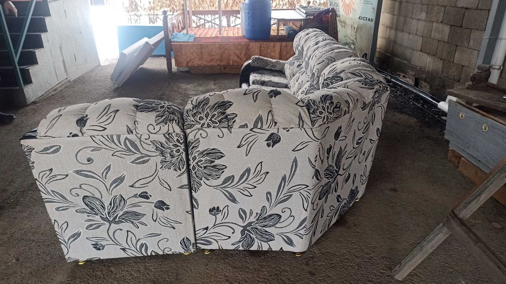 Продам угловой диван