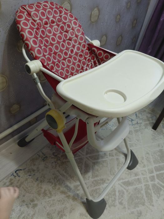 Продам детский столик для кормления