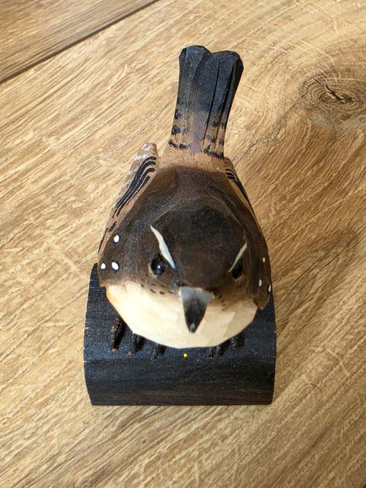 Pasare sculptata din lemn