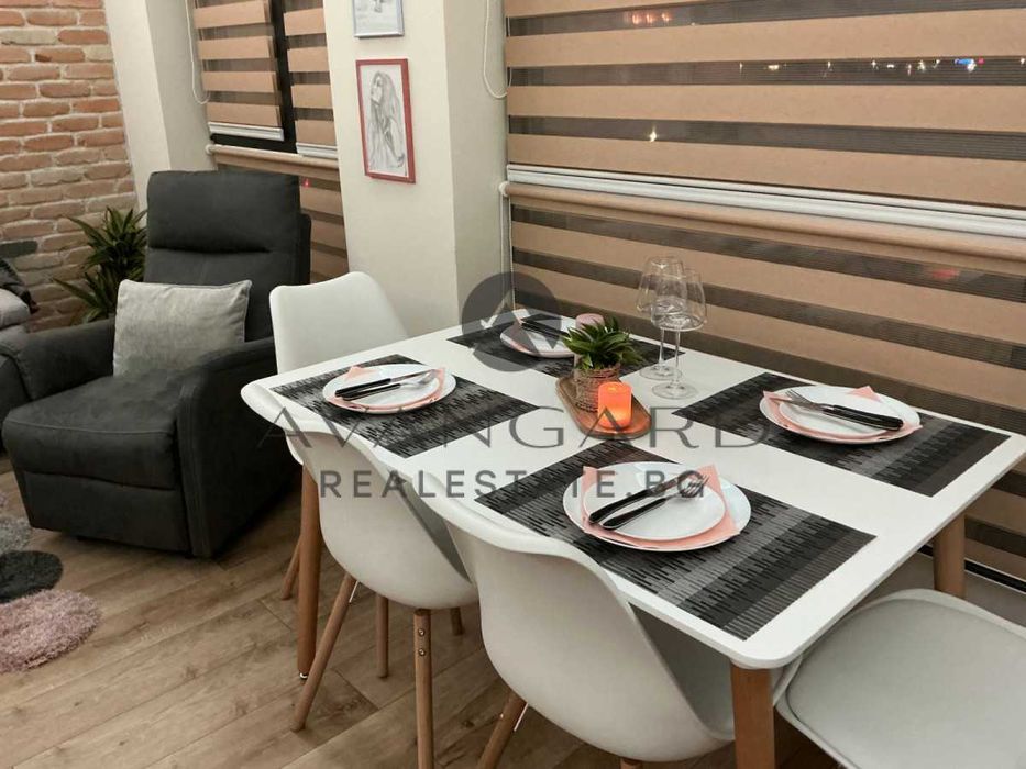 Продава се Двустаен апартамент в Пловдив, Център - 66 кв.м за 2968 €/кв.м - Снимка #5
