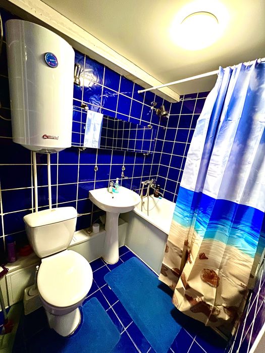 Элитная , центр города ! Паре