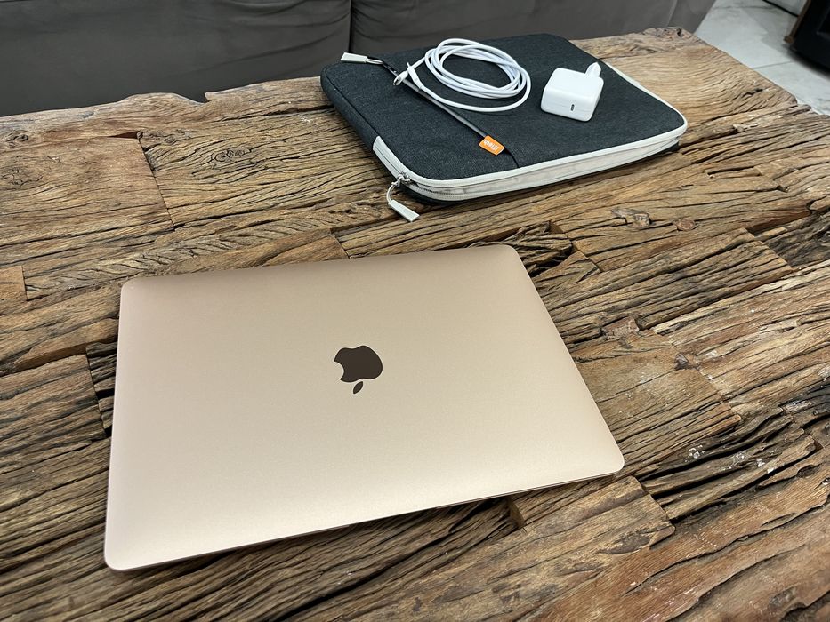 MacBook Air M1 2020